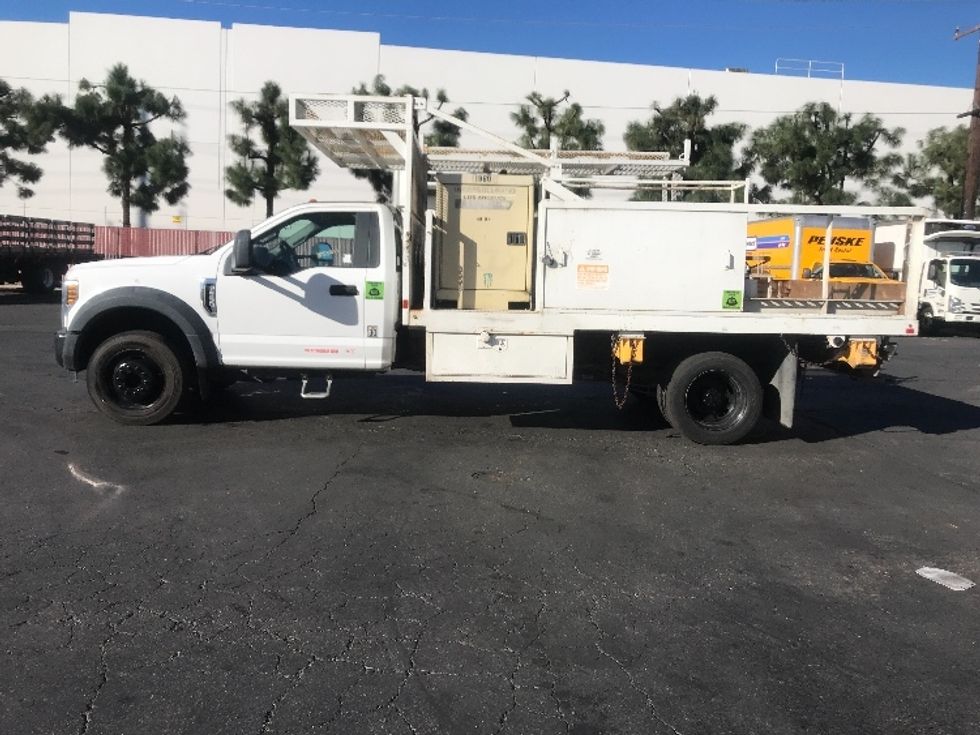 Flatbed Truck-Light and Medium Duty Trucks-Ford-2019-F550-La Mirada-CA-44,441\n\t\tmiles-$ 39,500 - Image 10