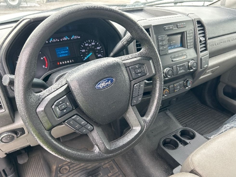 Flatbed Truck-Light and Medium Duty Trucks-Ford-2019-F550-Lansing-MI-42,051\n\t\tmiles-$ 41,250 - Image 17