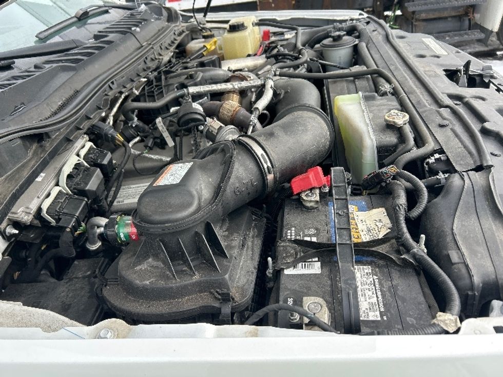 Flatbed Truck-Light and Medium Duty Trucks-Ford-2019-F550-Lansing-MI-42,051\n\t\tmiles-$ 41,250 - Image 23