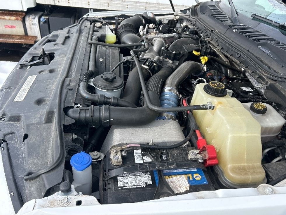 Flatbed Truck-Light and Medium Duty Trucks-Ford-2019-F550-Lansing-MI-42,051\n\t\tmiles-$ 41,250 - Image 24