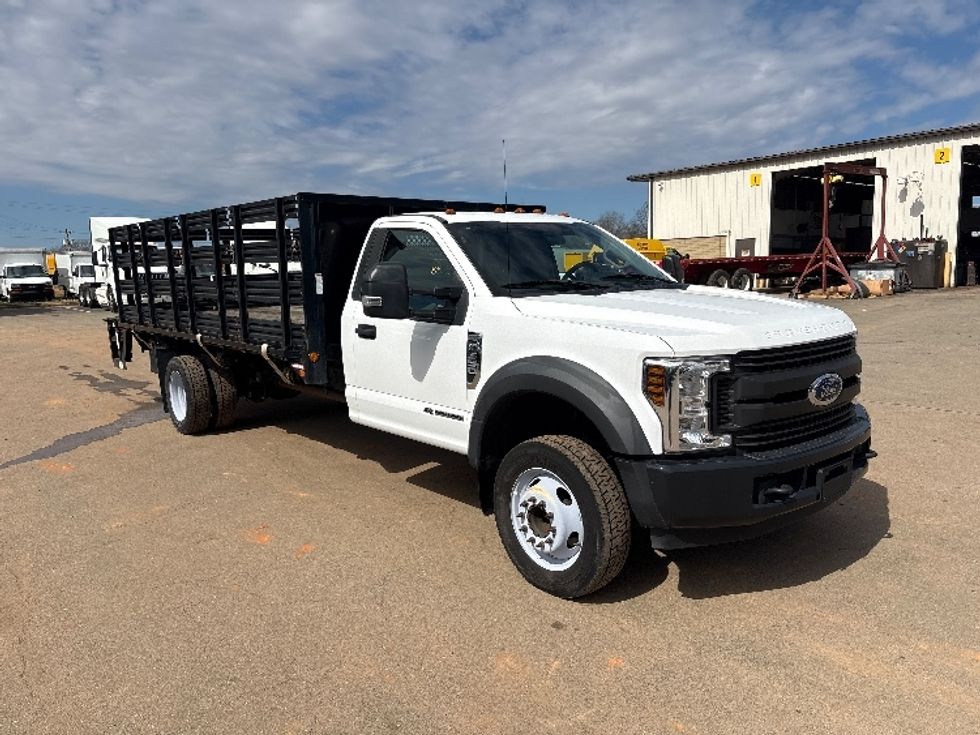Flatbed Truck-Light and Medium Duty Trucks-Ford-2019-F550-Mebane-NC-16,164\n\t\tmiles-$ 51,500 - Image 1