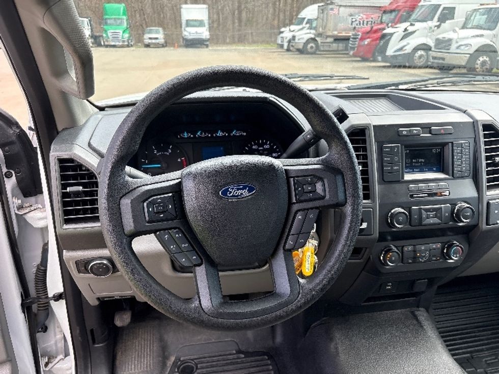 Flatbed Truck-Light and Medium Duty Trucks-Ford-2019-F550-Mebane-NC-16,164\n\t\tmiles-$ 51,500 - Image 15