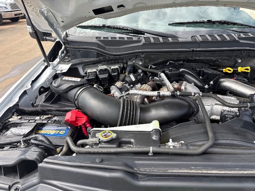 Flatbed Truck-Light and Medium Duty Trucks-Ford-2019-F550-Mebane-NC-16,164\n\t\tmiles-$ 51,500 - Image 20