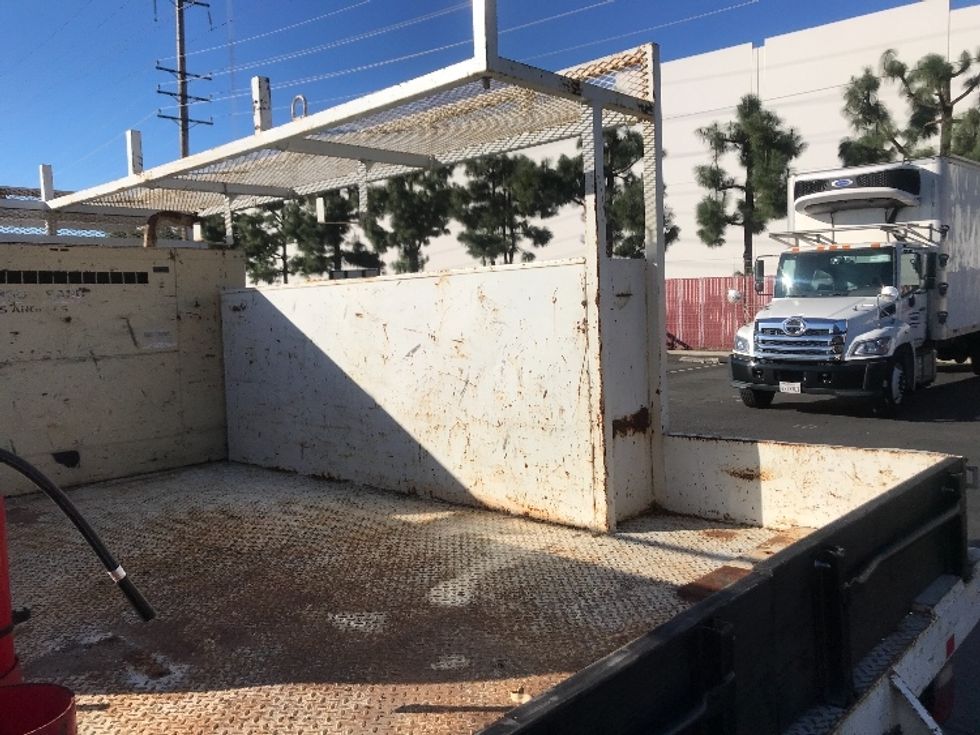 Flatbed Truck-Light and Medium Duty Trucks-Ford-2019-F550-Torrance-CA-36,347\n\t\tmiles-$ 41,250 - Image 12