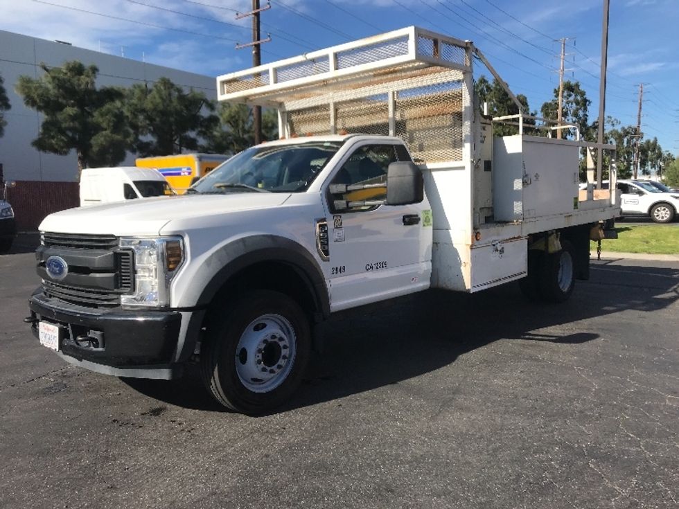 Flatbed Truck-Light and Medium Duty Trucks-Ford-2019-F550-Torrance-CA-46,558\n\t\tmiles-$ 36,250 - Image 3