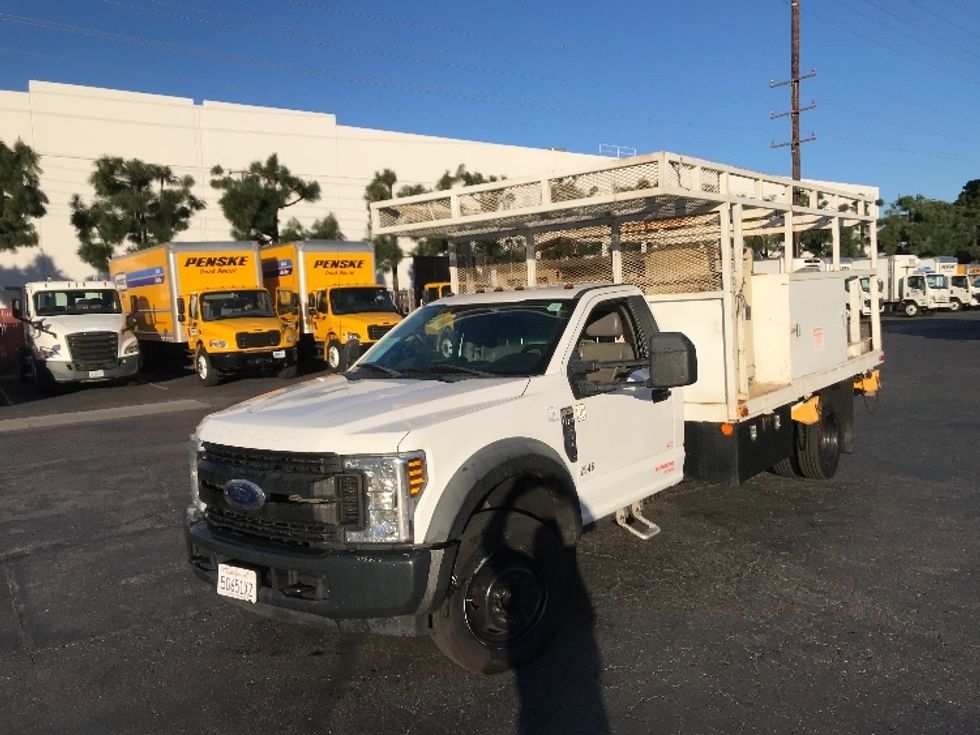 Flatbed Truck-Light and Medium Duty Trucks-Ford-2019-F550-Torrance-CA-75,447\n\t\tmiles-$ 37,500 - Image 3