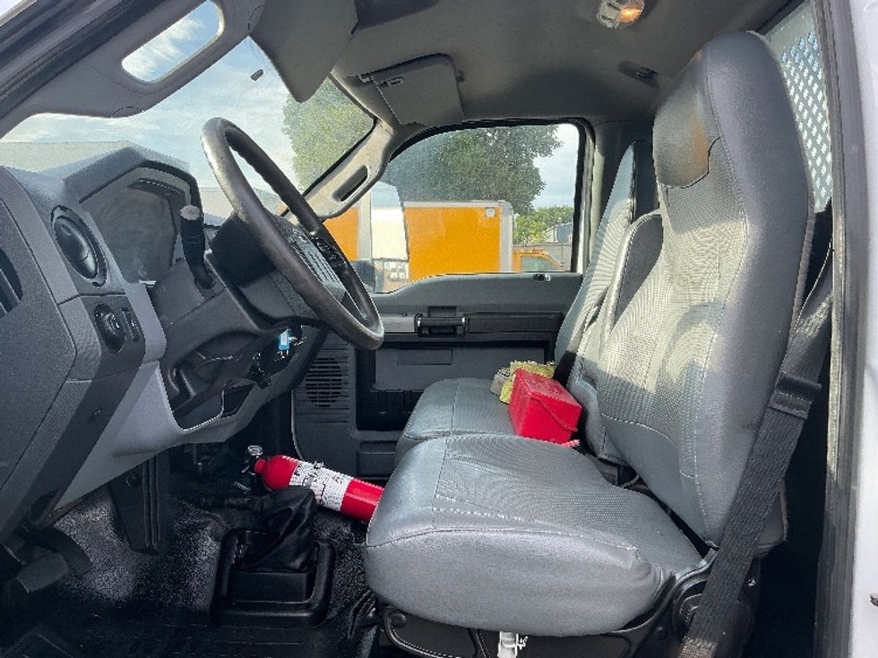 Flatbed Truck-Light and Medium Duty Trucks-Ford-2019-F650-Denver-CO-97,872\n\t\tmiles-$ 45,250 - Image 18