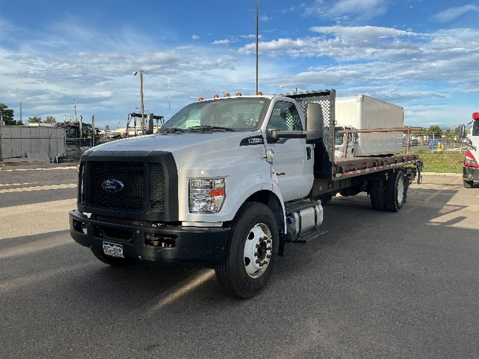 Flatbed Truck-Light and Medium Duty Trucks-Ford-2019-F650-Denver-CO-97,872\n\t\tmiles-$ 45,250 - Image 3