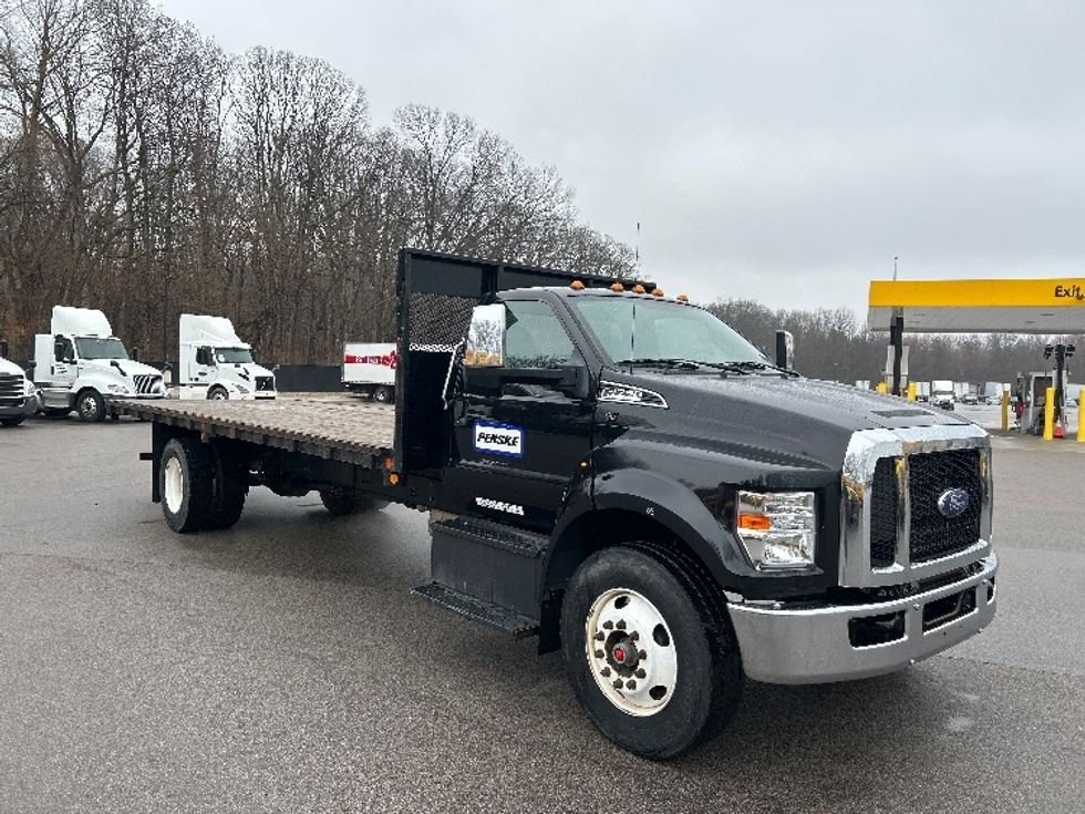 Flatbed Truck-Light and Medium Duty Trucks-Ford-2019-F750-Byron Center-MI-62,605\n\t\tmiles-$ 40,750 - Image 1