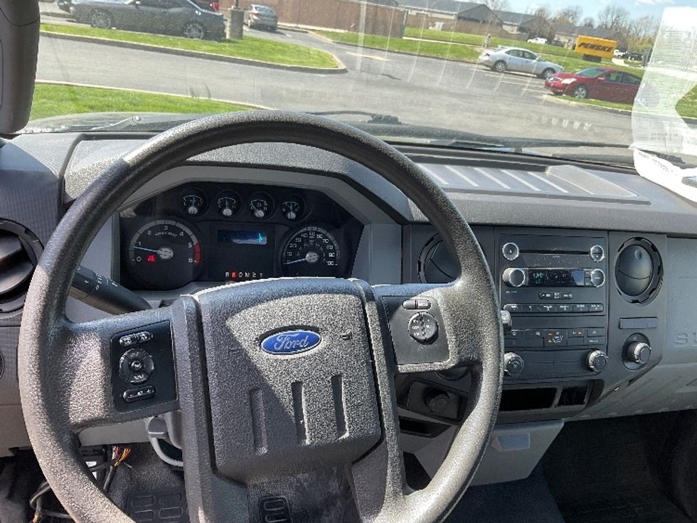 Flatbed Truck-Light and Medium Duty Trucks-Ford-2019-F750-Fort Wayne-IN-76,125\n\t\tmiles-$ 44,500 - Image 14