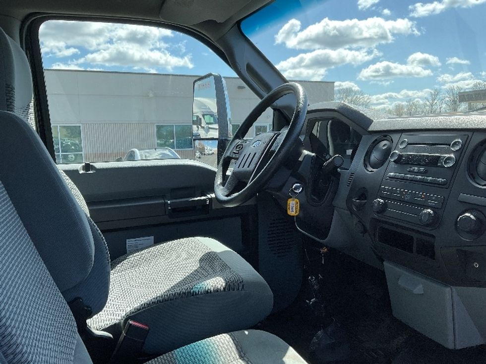 Flatbed Truck-Light and Medium Duty Trucks-Ford-2019-F750-Fort Wayne-IN-76,125\n\t\tmiles-$ 44,500 - Image 18