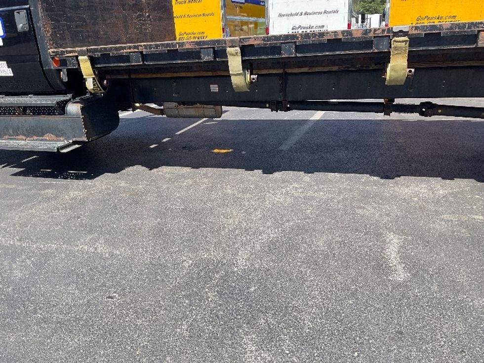Flatbed Truck-Light and Medium Duty Trucks-Ford-2019-F750-York-PA-66,274\n\t\tmiles-$ 42,000 - Image 5