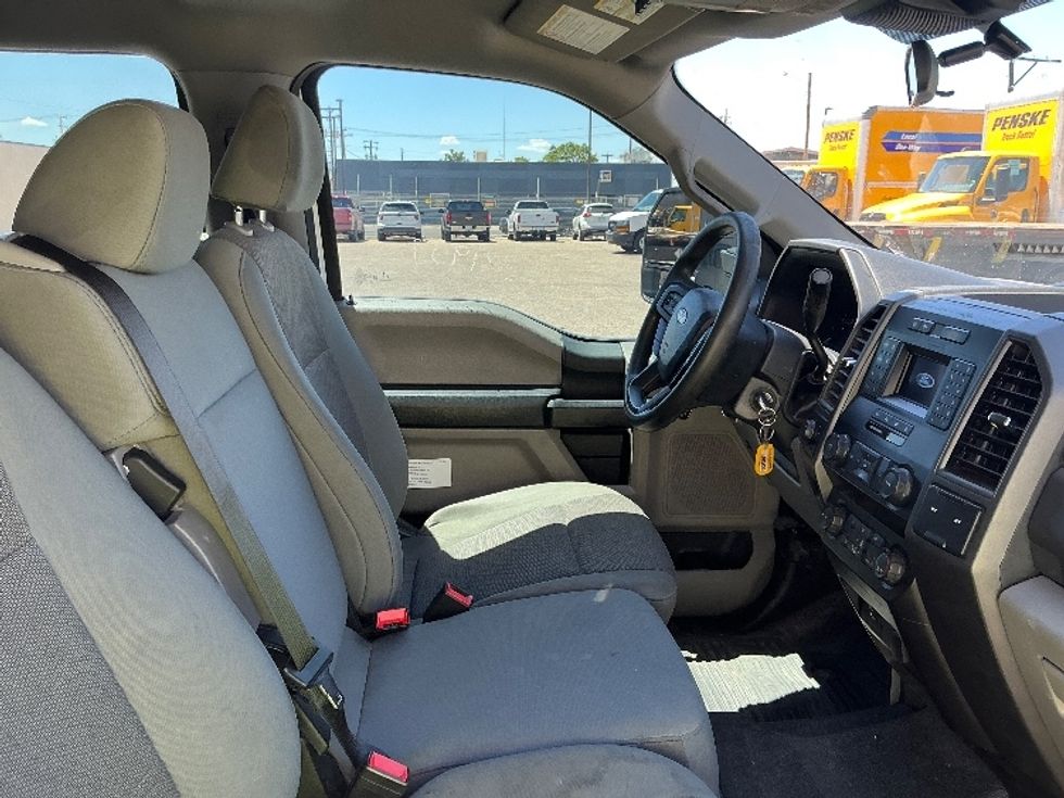 Flatbed Truck-Light and Medium Duty Trucks-Ford-2020-F550-Denver-CO-280,220\n\t\tmiles-$ 27,750 - Image 20