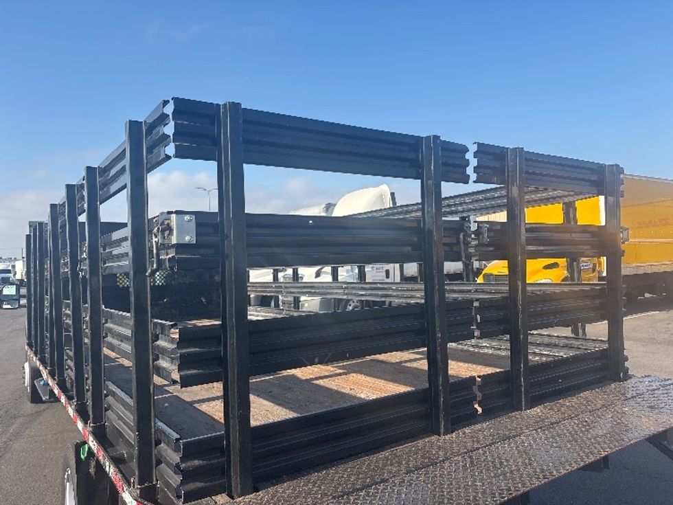Flatbed Truck-Light and Medium Duty Trucks-Ford-2022-F450-Anaheim-CA-131,347\n\t\tmiles-$ 35,750 - Image 12