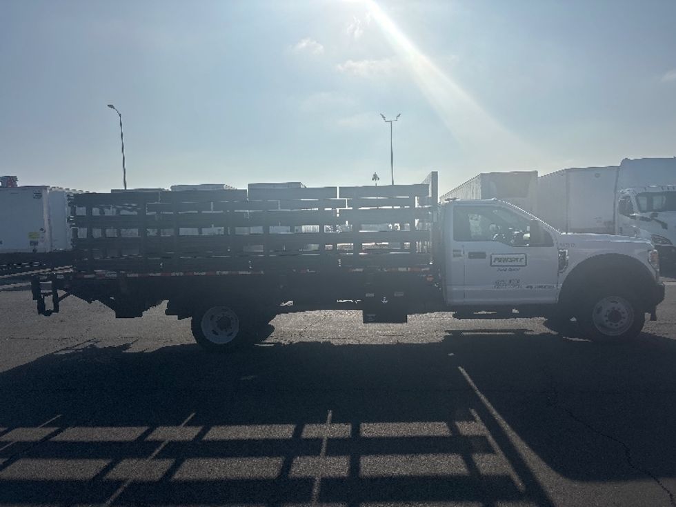 Flatbed Truck-Light and Medium Duty Trucks-Ford-2022-F450-Anaheim-CA-131,347\n\t\tmiles-$ 35,750 - Image 15