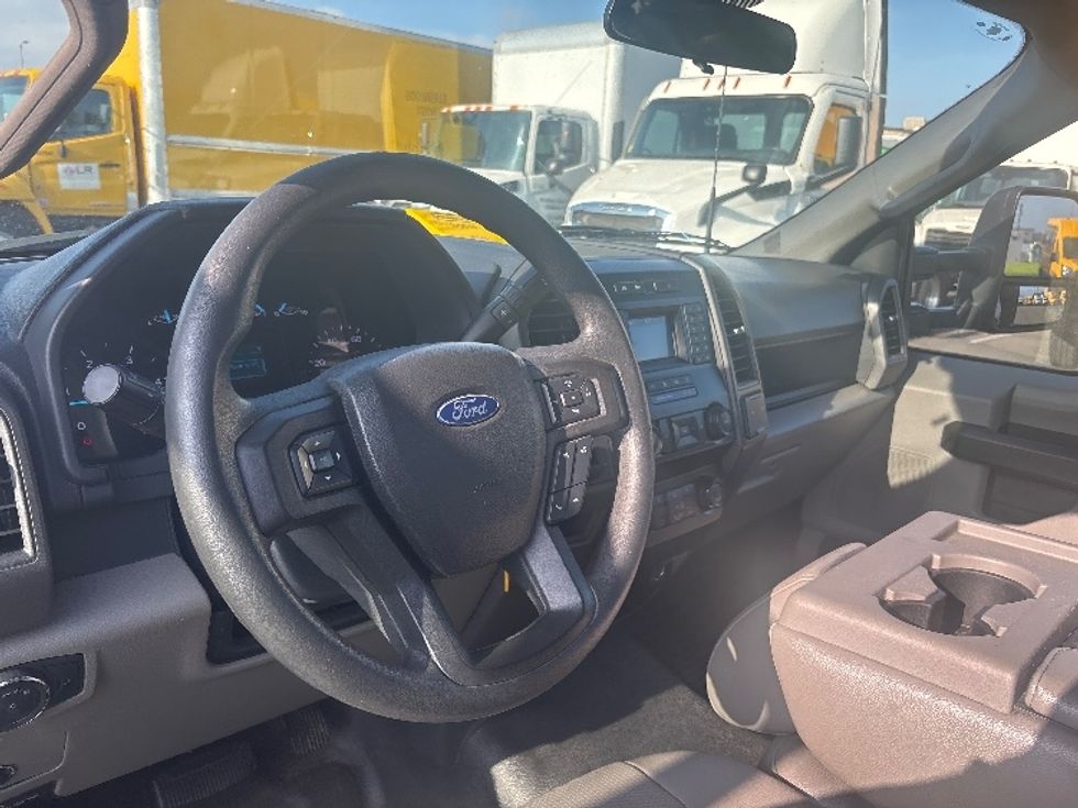 Flatbed Truck-Light and Medium Duty Trucks-Ford-2022-F450-Anaheim-CA-131,347\n\t\tmiles-$ 35,750 - Image 17