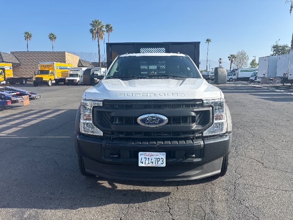 Flatbed Truck-Light and Medium Duty Trucks-Ford-2022-F450-Anaheim-CA-131,347\n\t\tmiles-$ 35,750 - Image 2