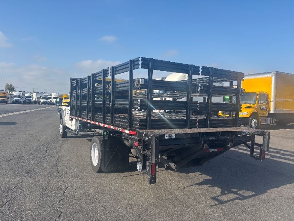 Flatbed Truck-Light and Medium Duty Trucks-Ford-2022-F450-Anaheim-CA-131,347\n\t\tmiles-$ 35,750 - Image 6
