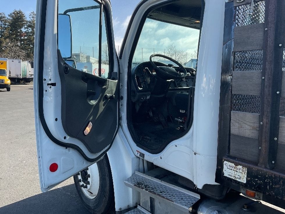 Flatbed Truck-Light and Medium Duty Trucks-Freightliner-2012-M2-Hayward-CA-183,026\n\t\tmiles-$ 33,500 - Image 16