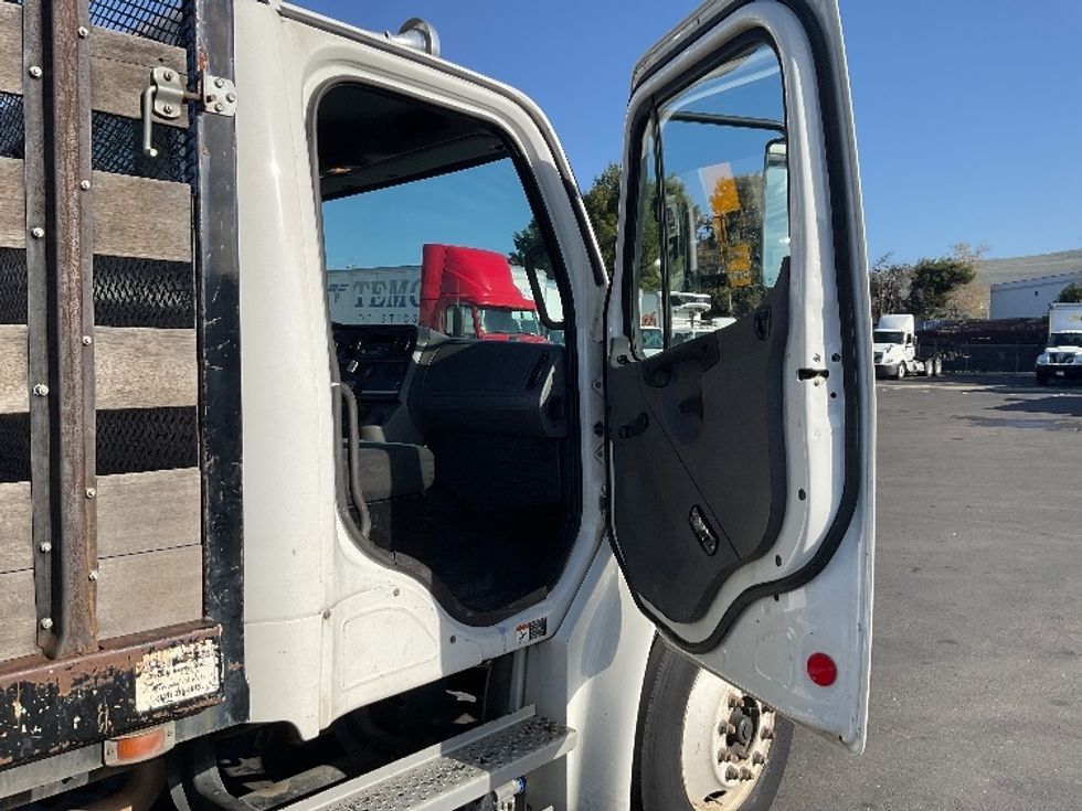 Flatbed Truck-Light and Medium Duty Trucks-Freightliner-2012-M2-Hayward-CA-183,026\n\t\tmiles-$ 33,500 - Image 20