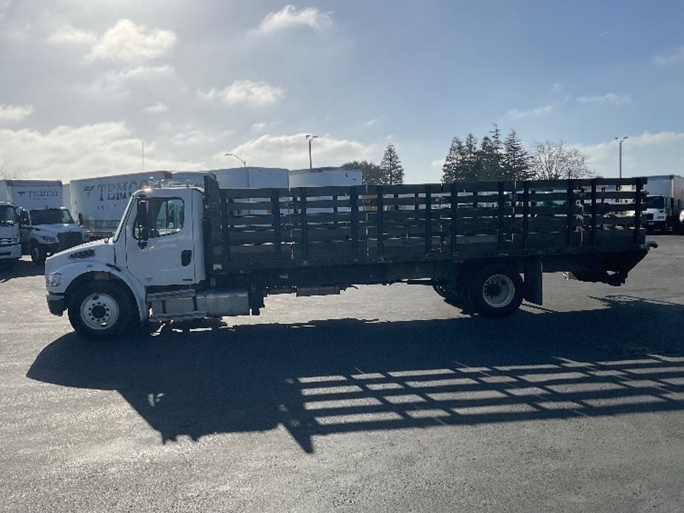 Flatbed Truck-Light and Medium Duty Trucks-Freightliner-2012-M2-Hayward-CA-183,026\n\t\tmiles-$ 33,500 - Image 4