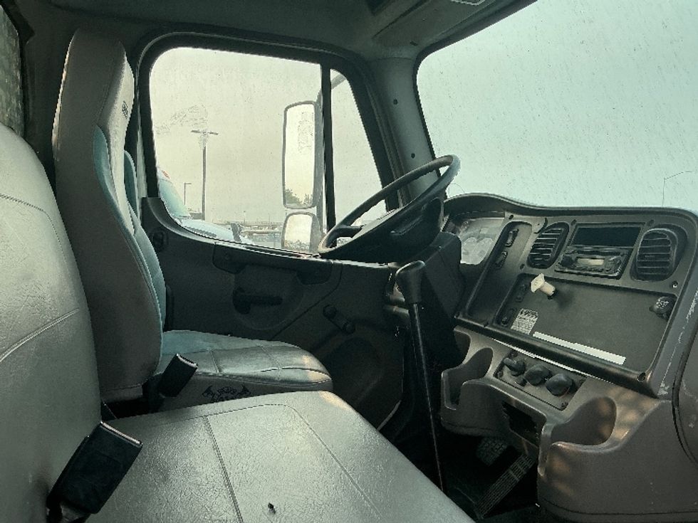 Flatbed Truck-Light and Medium Duty Trucks-Freightliner-2012-M2-Stockton-CA-242,469\n\t\tmiles-$ 12,000 - Image 20