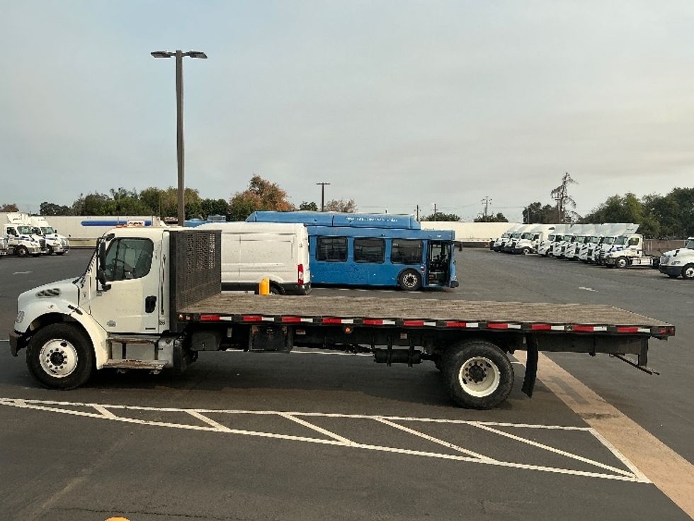 Flatbed Truck-Light and Medium Duty Trucks-Freightliner-2012-M2-Stockton-CA-242,469\n\t\tmiles-$ 12,000 - Image 4