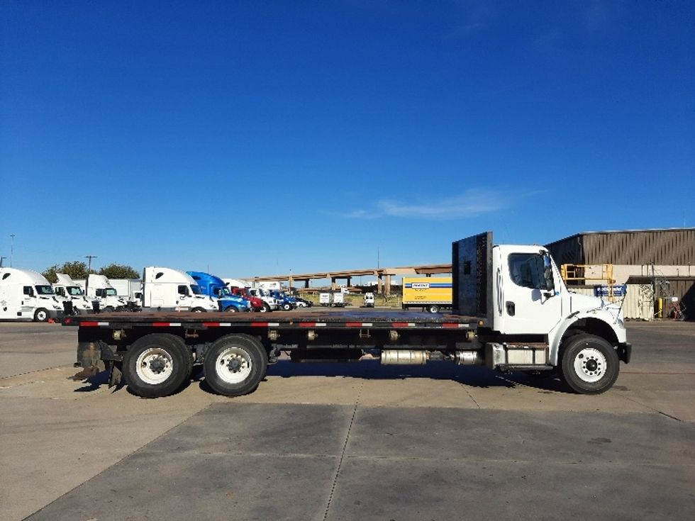 Flatbed Truck-Light and Medium Duty Trucks-Freightliner-2014-M2-Fort Worth-TX-224,564\n\t\tmiles-$ 46,000 - Image 17