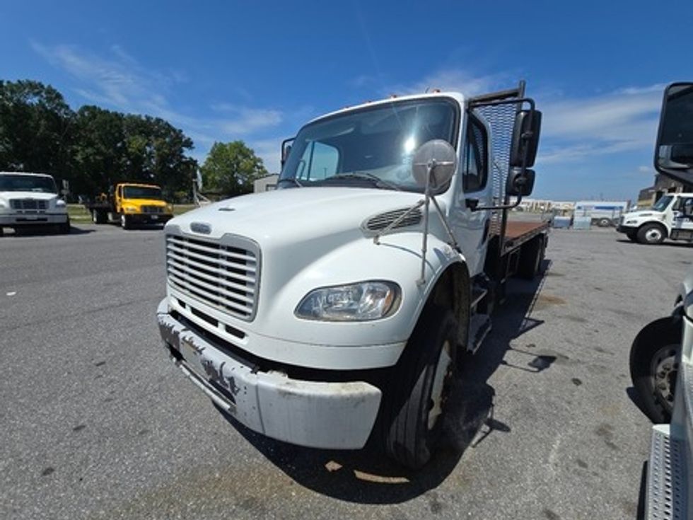 Flatbed Truck-Light and Medium Duty Trucks-Freightliner-2014-M2-Lafayette-LA-173,773\n\t\tmiles-$ 46,000 - Image 3