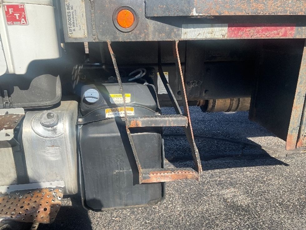 Flatbed Truck-Light and Medium Duty Trucks-Freightliner-2014-M2-Memphis-TN-213,170\n\t\tmiles-$ 44,500 - Image 22