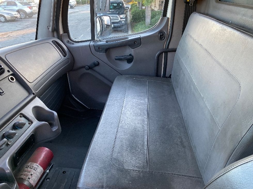 Flatbed Truck-Light and Medium Duty Trucks-Freightliner-2014-M2-Torrance-CA-217,659\n\t\tmiles-$ 34,750 - Image 18