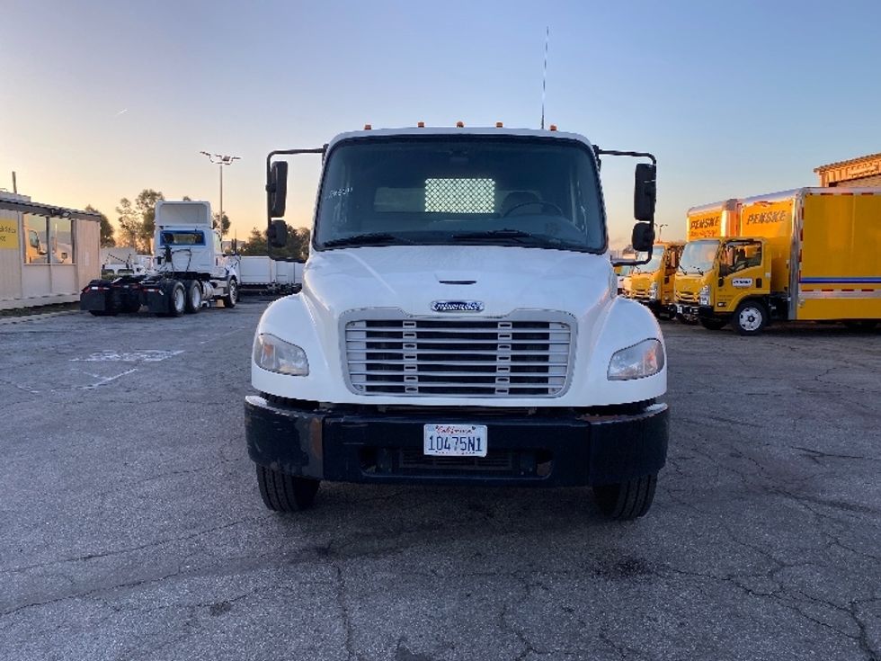 Flatbed Truck-Light and Medium Duty Trucks-Freightliner-2014-M2-Torrance-CA-217,659\n\t\tmiles-$ 34,750 - Image 2