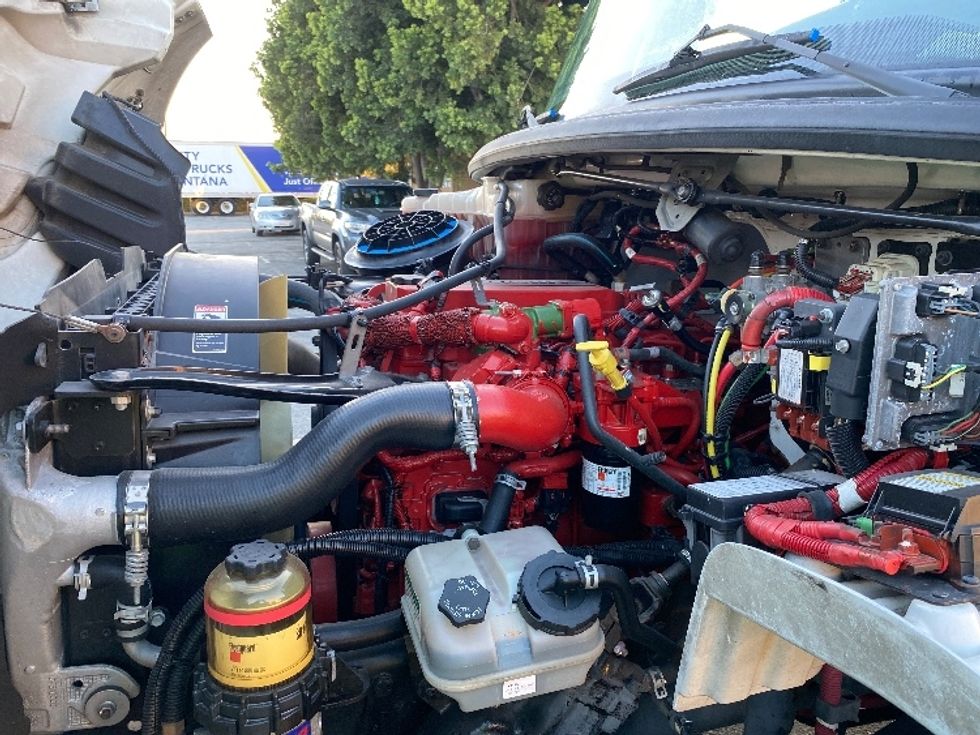 Flatbed Truck-Light and Medium Duty Trucks-Freightliner-2014-M2-Torrance-CA-217,659\n\t\tmiles-$ 34,750 - Image 22