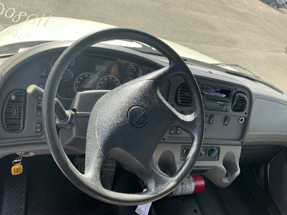 Flatbed Truck-Light and Medium Duty Trucks-Freightliner-2015-M2-Aurora-CO-96,421\n\t\tmiles-$ 45,250 - Image 14