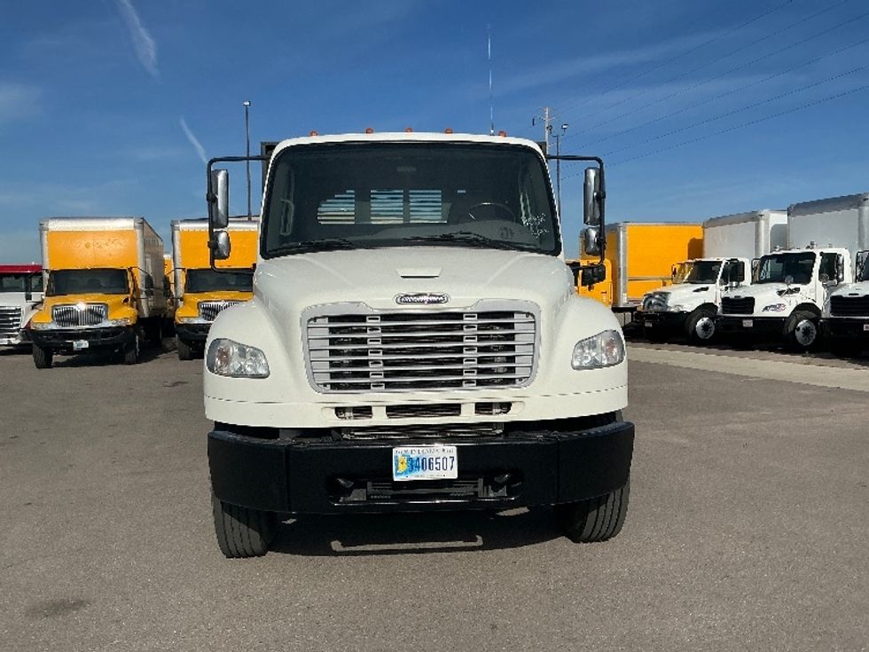Flatbed Truck-Light and Medium Duty Trucks-Freightliner-2015-M2-Aurora-CO-96,421\n\t\tmiles-$ 45,250 - Image 2