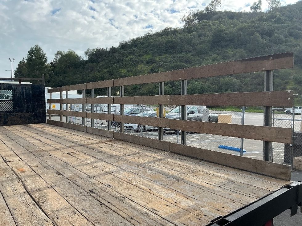 Flatbed Truck-Light and Medium Duty Trucks-Freightliner-2015-M2-Fontana-CA-198,229\n\t\tmiles-$ 32,000 - Image 12