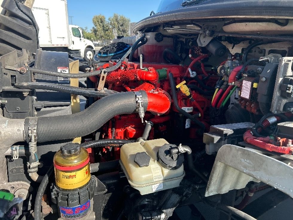 Flatbed Truck-Light and Medium Duty Trucks-Freightliner-2015-M2-Fontana-CA-314,399\n\t\tmiles-$ 24,750 - Image 24