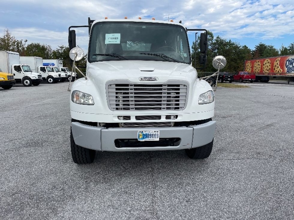 Flatbed Truck-Light and Medium Duty Trucks-Freightliner-2015-M2-Greenville-SC-207,833\n\t\tmiles-$ 47,500 - Image 2