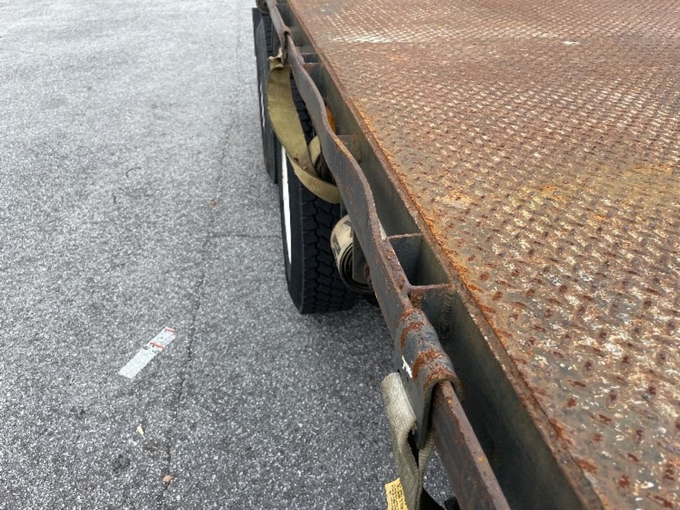 Flatbed Truck-Light and Medium Duty Trucks-Freightliner-2015-M2-Greenville-SC-207,833\n\t\tmiles-$ 47,500 - Image 28