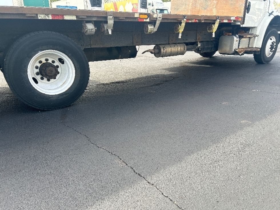 Flatbed Truck-Light and Medium Duty Trucks-Freightliner-2015-M2-Indianapolis-IN-214,840\n\t\tmiles-$ 50,000 - Image 10