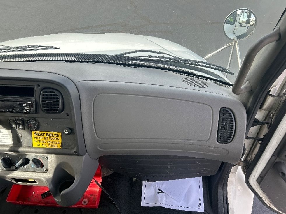 Flatbed Truck-Light and Medium Duty Trucks-Freightliner-2015-M2-Indianapolis-IN-214,840\n\t\tmiles-$ 50,000 - Image 17