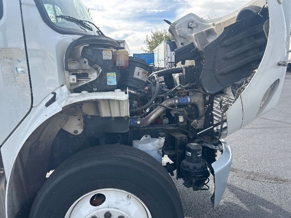 Flatbed Truck-Light and Medium Duty Trucks-Freightliner-2015-M2-Indianapolis-IN-214,840\n\t\tmiles-$ 50,000 - Image 19