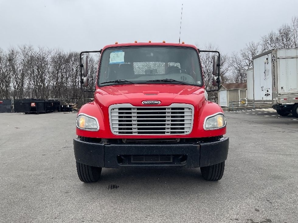 Flatbed Truck-Light and Medium Duty Trucks-Freightliner-2015-M2-King Of Prussia-PA-287,242\n\t\tmiles-$ 29,750 - Image 2