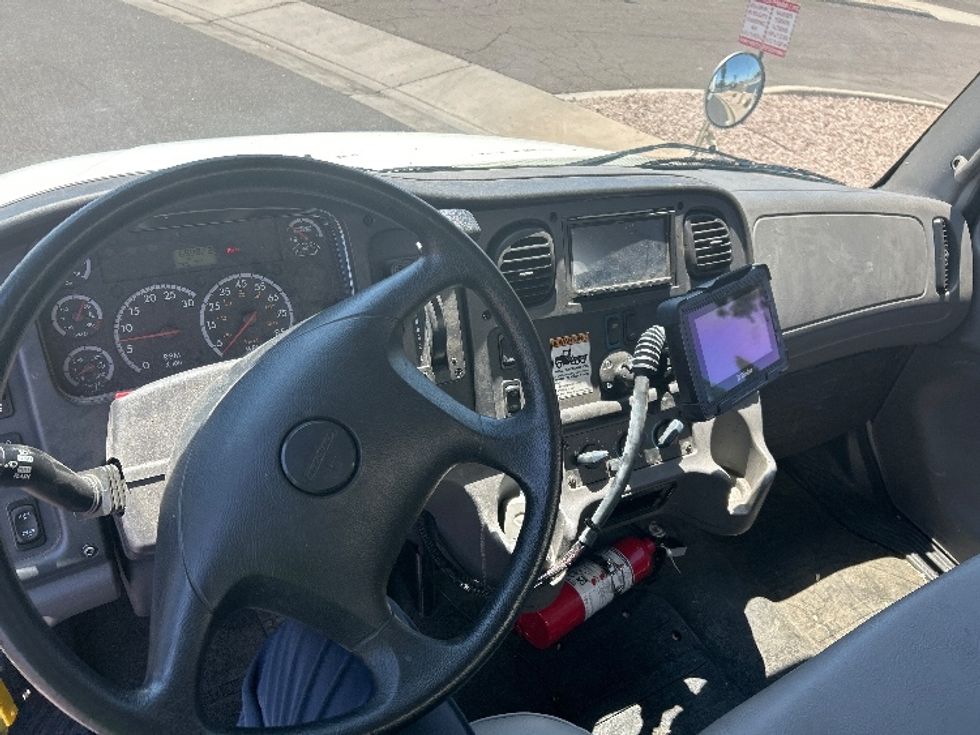 Flatbed Truck-Light and Medium Duty Trucks-Freightliner-2015-M2-Phoenix-AZ-65,882\n\t\tmiles-$ 46,750 - Image 17