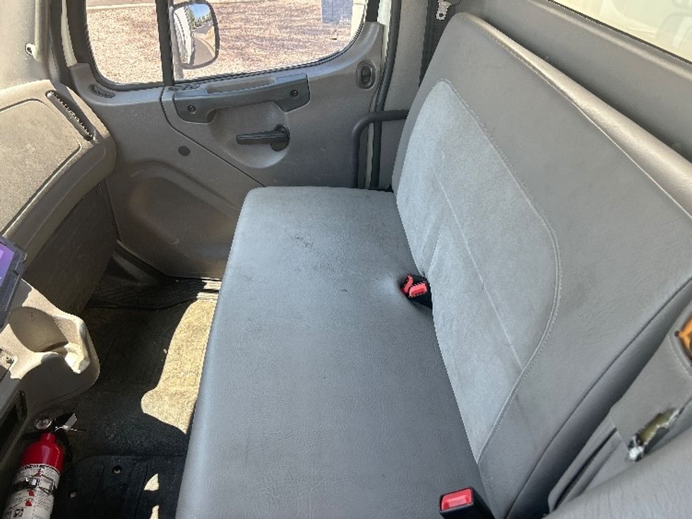 Flatbed Truck-Light and Medium Duty Trucks-Freightliner-2015-M2-Phoenix-AZ-65,882\n\t\tmiles-$ 46,750 - Image 19