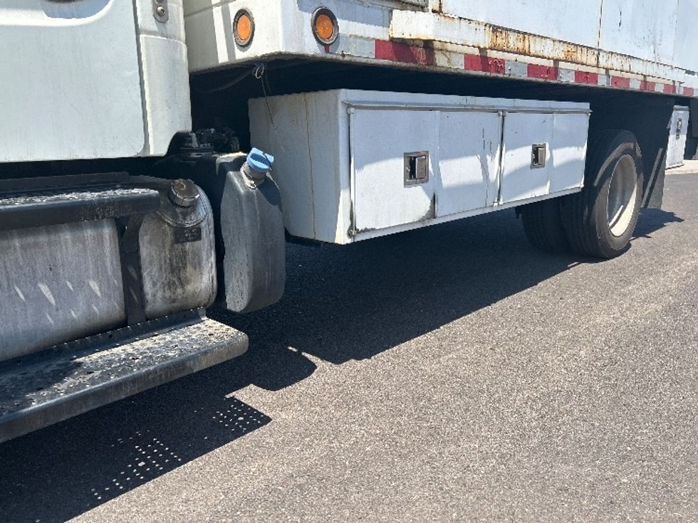 Flatbed Truck-Light and Medium Duty Trucks-Freightliner-2015-M2-Phoenix-AZ-65,882\n\t\tmiles-$ 46,750 - Image 5