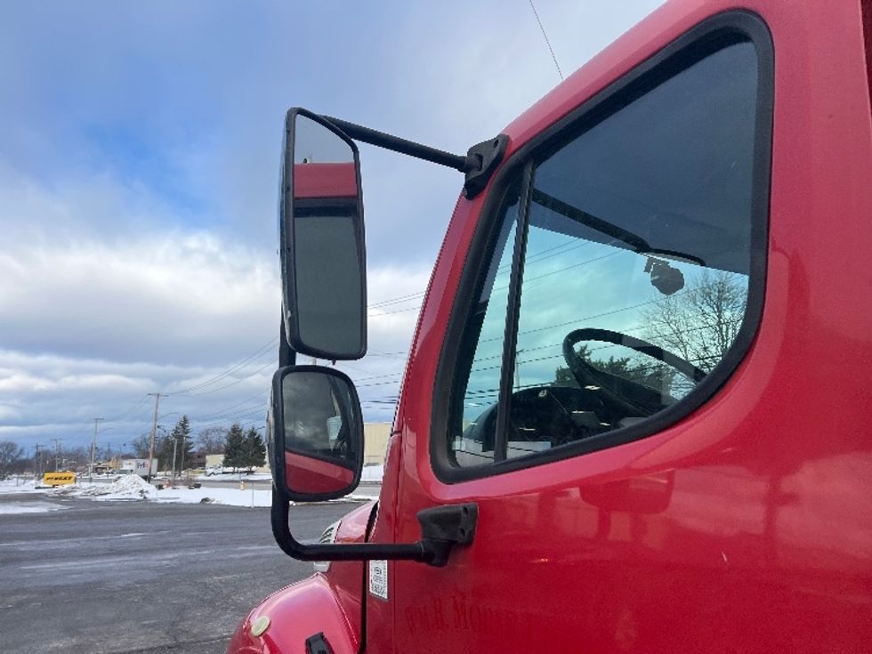 Flatbed Truck-Light and Medium Duty Trucks-Freightliner-2015-M2-Rochester-NY-114,978\n\t\tmiles-$ 46,250 - Image 26