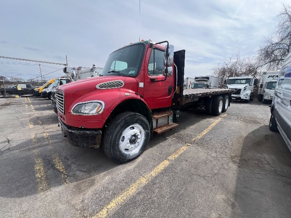 Flatbed Truck-Light and Medium Duty Trucks-Freightliner-2015-M2-Rochester-NY-114,978\n\t\tmiles-$ 46,250 - Image 3