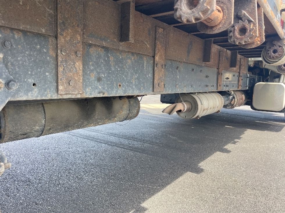 Flatbed Truck-Light and Medium Duty Trucks-Freightliner-2015-M2-South Bend-IN-239,716\n\t\tmiles-$ 44,000 - Image 14