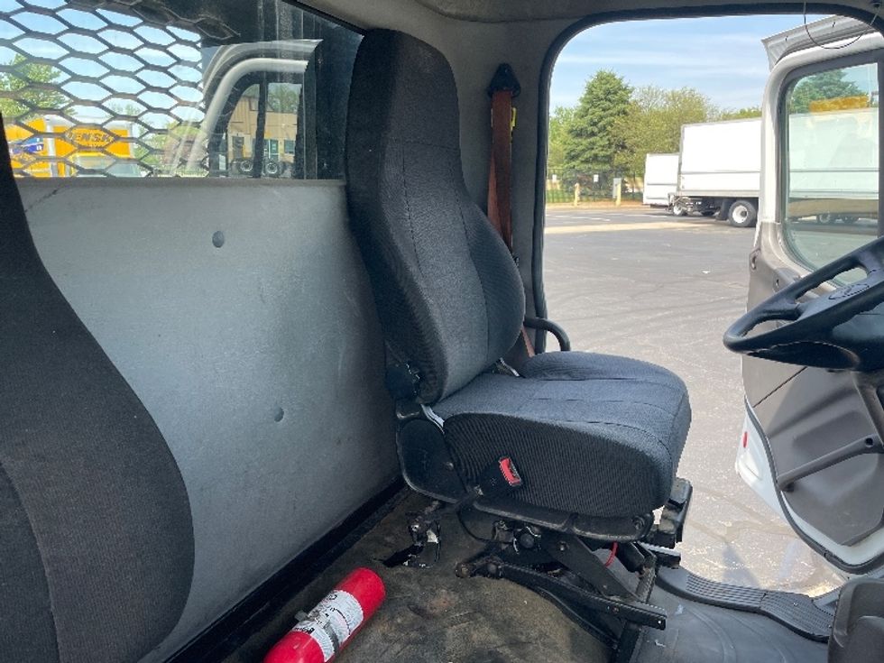 Flatbed Truck-Light and Medium Duty Trucks-Freightliner-2015-M2-South Bend-IN-239,716\n\t\tmiles-$ 44,000 - Image 22